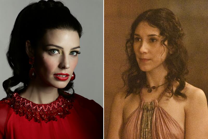 galleries/2012/04/04/game-of-thrones-and-mad-men-characters-fight-to-the-death-photos/thrones-mad-men-6_atuwdk