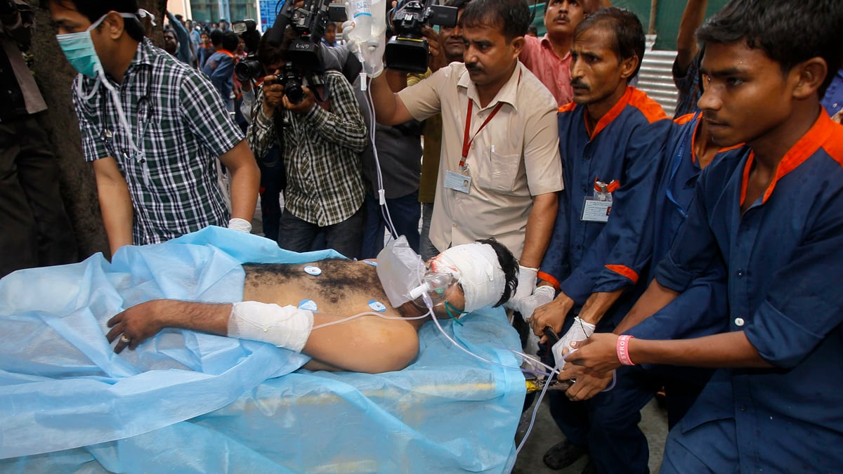 cheats/2011/09/07/11-killed-in-new-delhi-blast/india-bombing-new-delhi-court-cheat_zzbt51