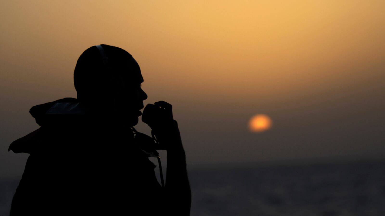 cheats/2012/07/12/u-s-sends-sea-drones-to-persian-gulf/us-deploys-to-persian-gulf-cs_j3of5i