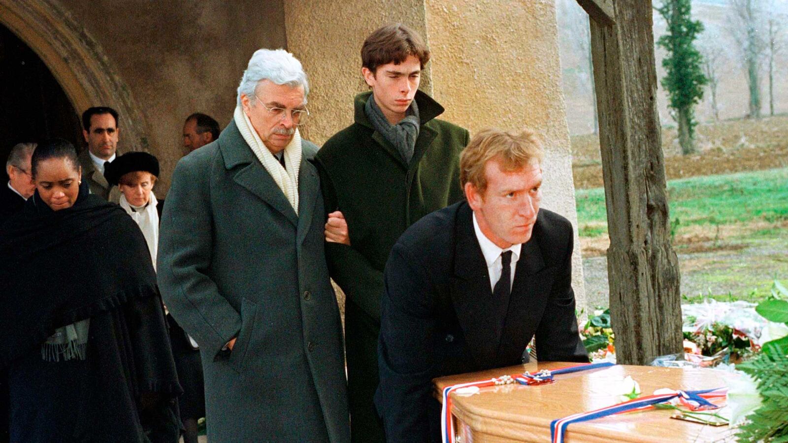 articles/2015/04/06/the-tale-of-the-beautiful-french-filmmaker-bludgeoned-in-ireland/150404-kennedy-irish-murder-tease_enhhaw