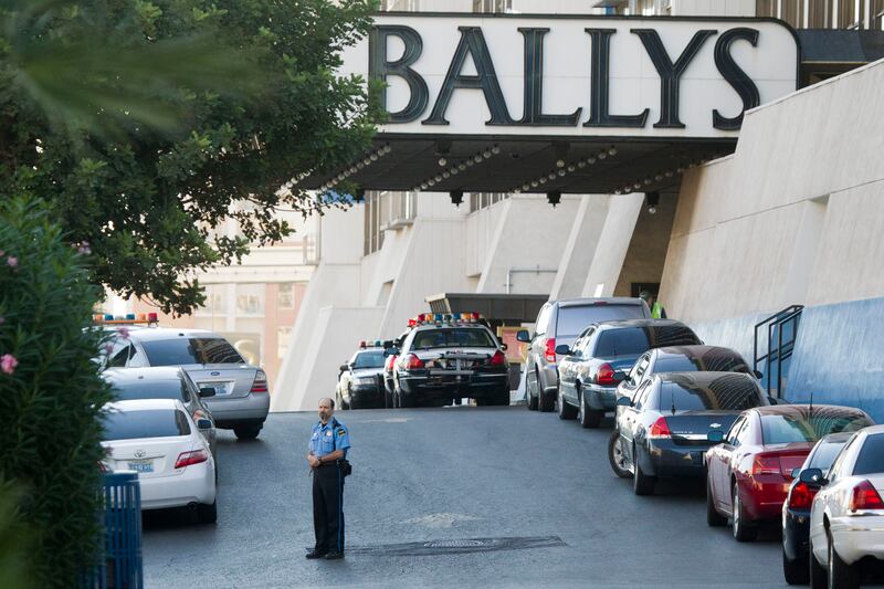 articles/2013/10/22/another-fatal-shooting-at-las-vegas-club/131022-vegas-club-shooting-smith-tease_moilym