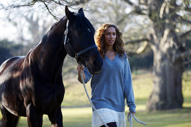 galleries/2012/02/15/shakira-attacked-by-sea-lion-and-more-celebrity-animal-attacks-photos/when-animals-attack-leona-lewis_hijylk