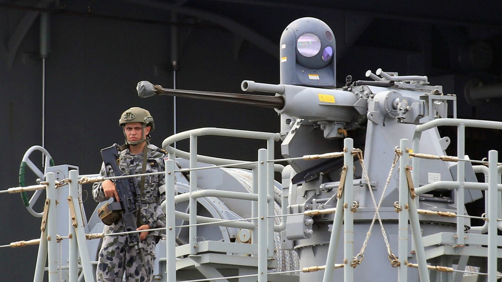 171230-australian-navy-drug-seizure-cheat_hmjvtv