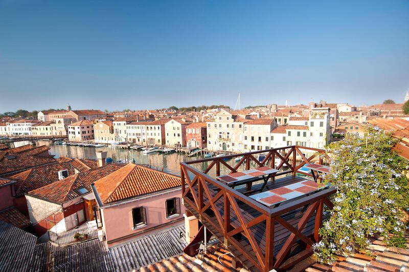 210930-OMG_Venice_04_ta4f9k