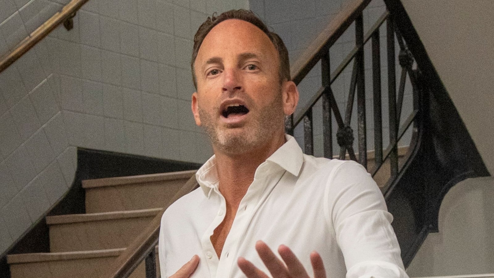 Jonathan Braun in Mineola, New York