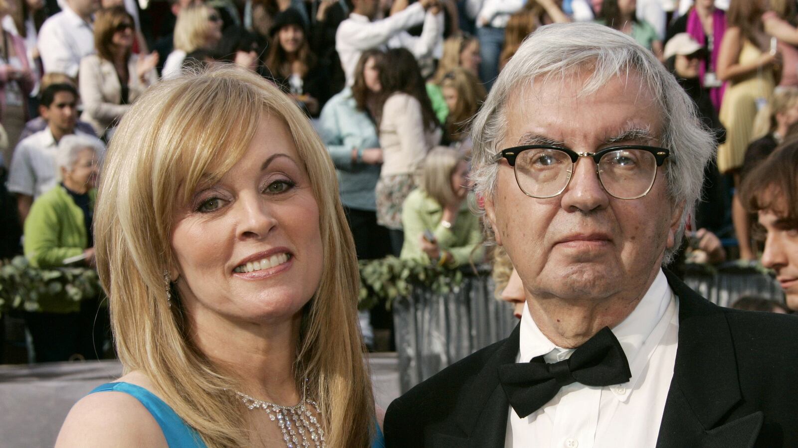 2006-03-05T120000Z_1164965907_PBEAHUNQODY_RTRMADP_3_BROKEBACK-MOUNTAIN_x5jmba