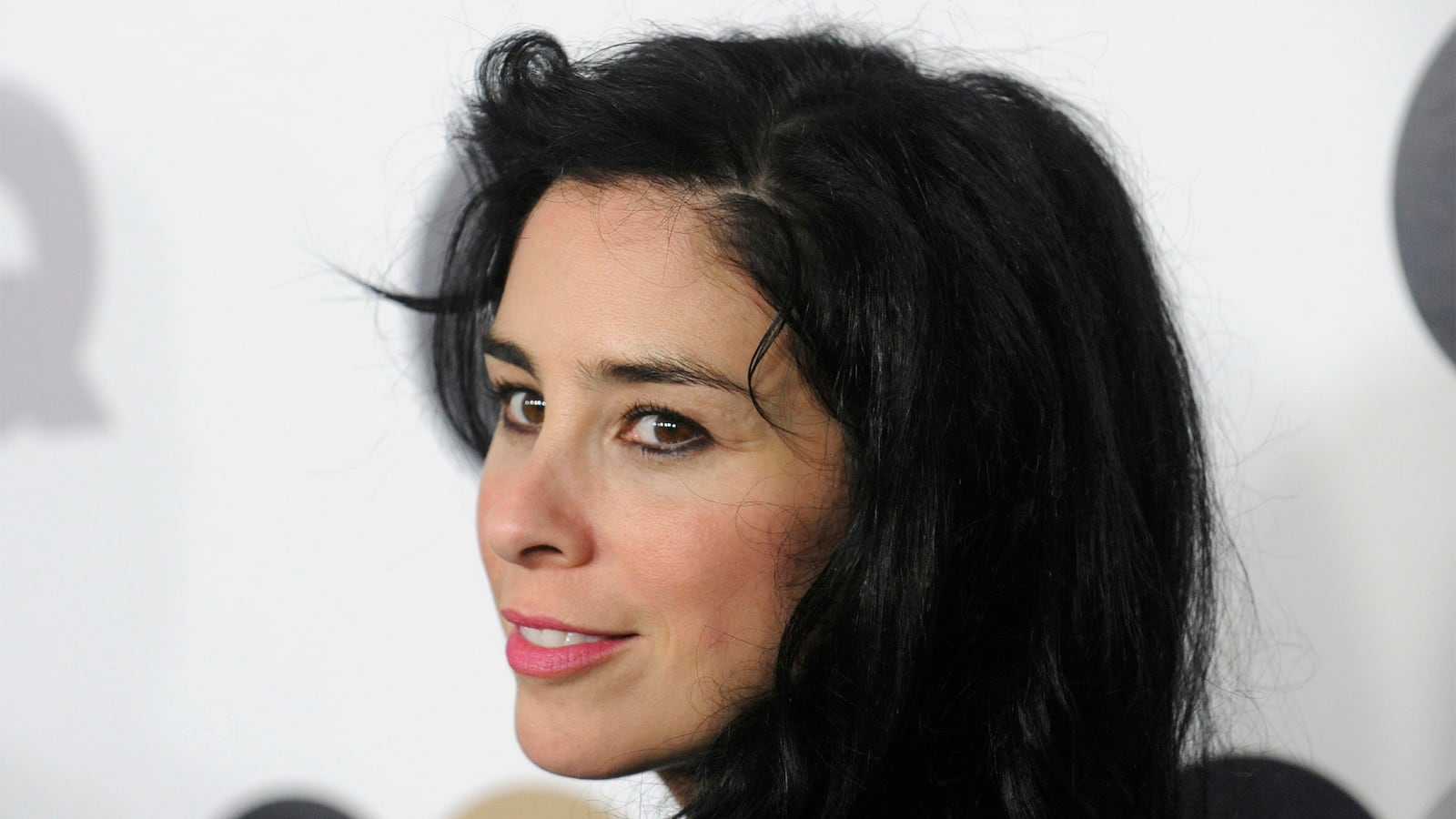 articles/2014/10/08/sarah-silverman-s-history-of-pro-woman-liberal-and-vagina-related-activism/141008-swin-sarah-silverman-tease_kpy1ng
