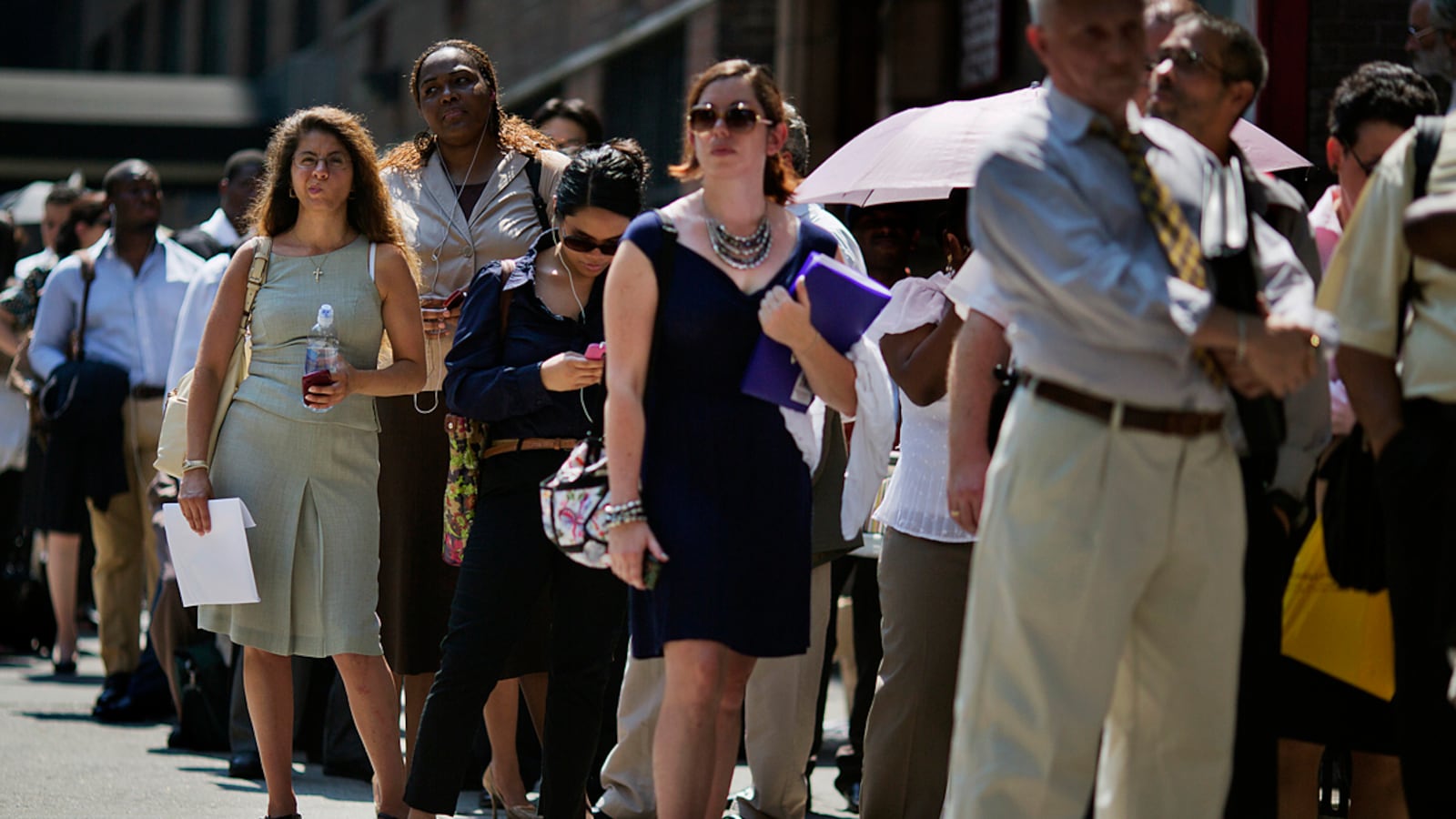 articles/2012/08/03/jobs-report-hides-real-change-in-u-s-economy/karabell-july-jobs-recovery-number_rgnpm0