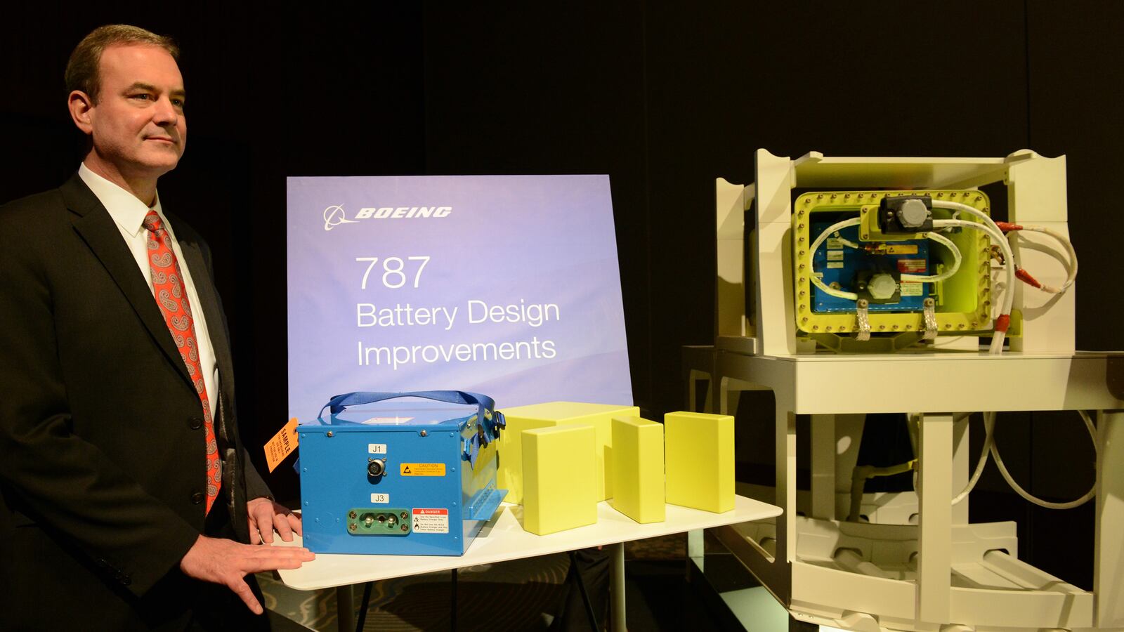 articles/2013/03/26/the-dreamliner-will-fly-again-but-is-boeing-still-blowing-smoke/130325-irving-boeing-tease_yed9gk