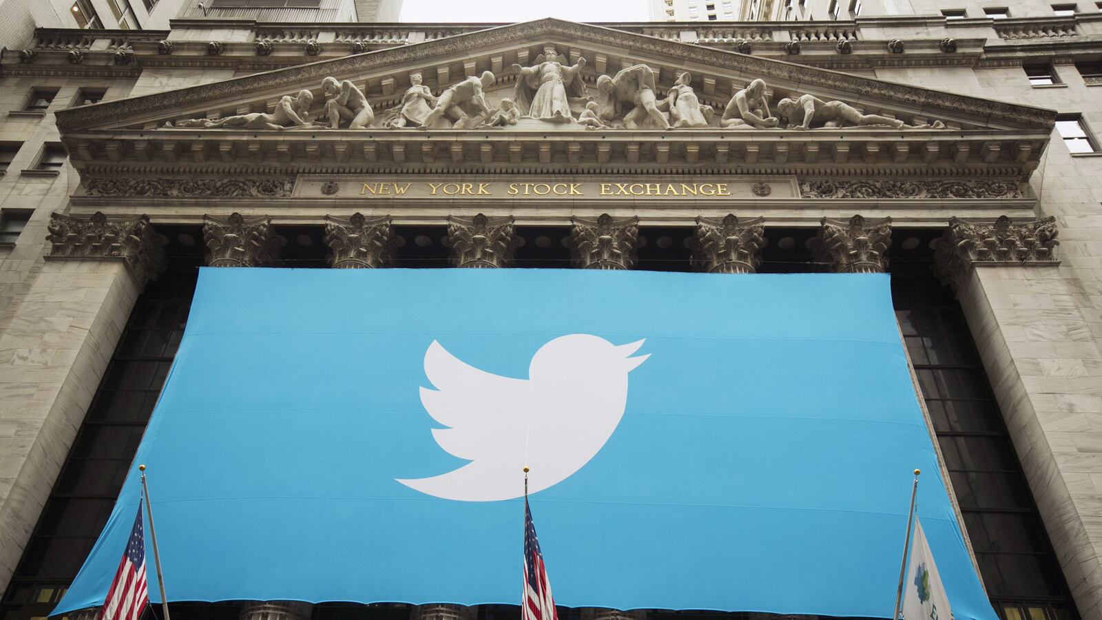 cheats/2014/11/07/twitter-plans-to-open-hong-kong-office-in-2015/141107-twitter-cheat_kqfkgf