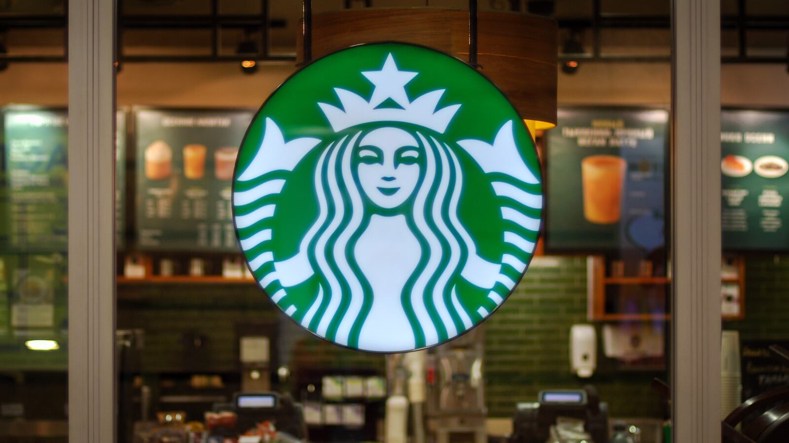 GettyImages-1298770966_ebbmzi