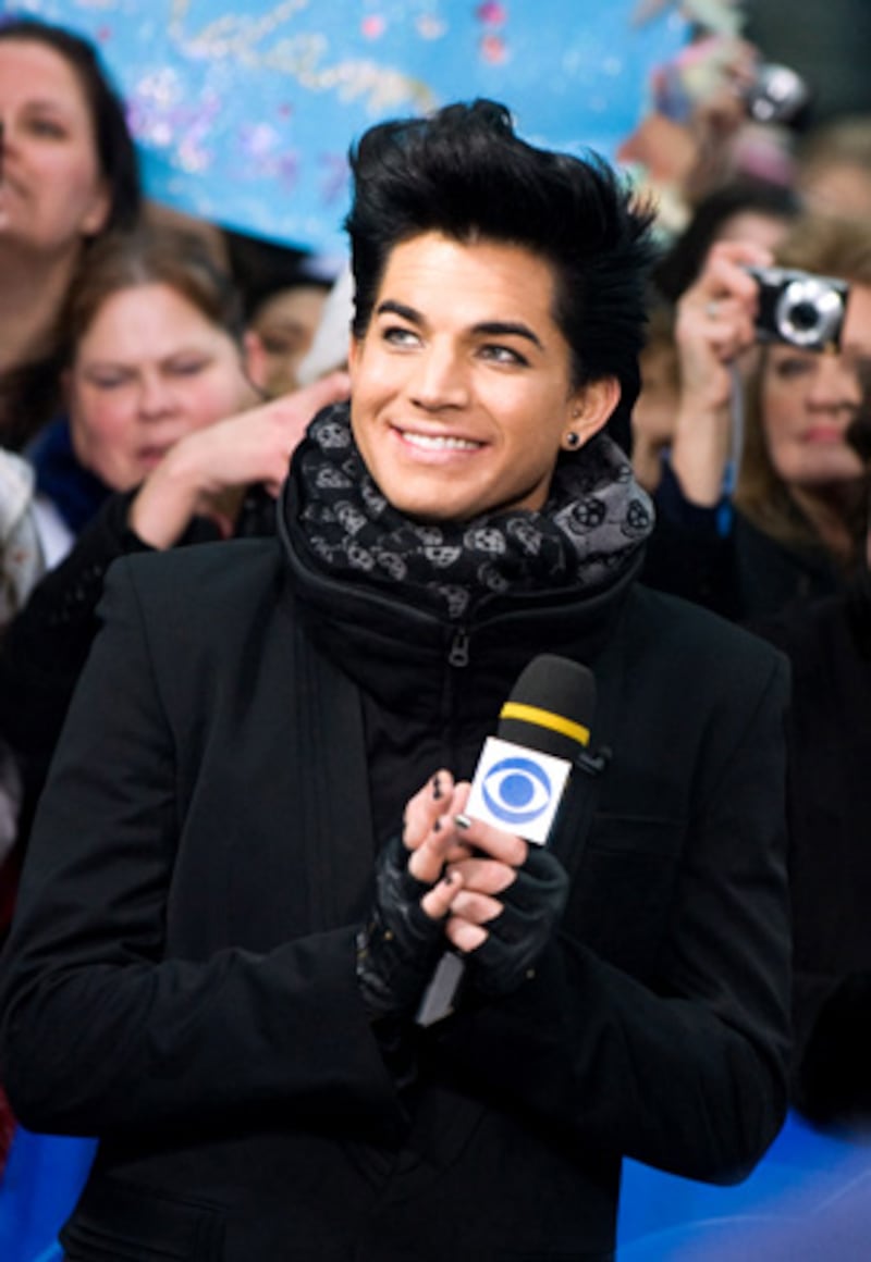galleries/2009/12/31/celebrity-new-year-s-resolutions/celeb-ny-resolutions---adam-lambert_olczrg