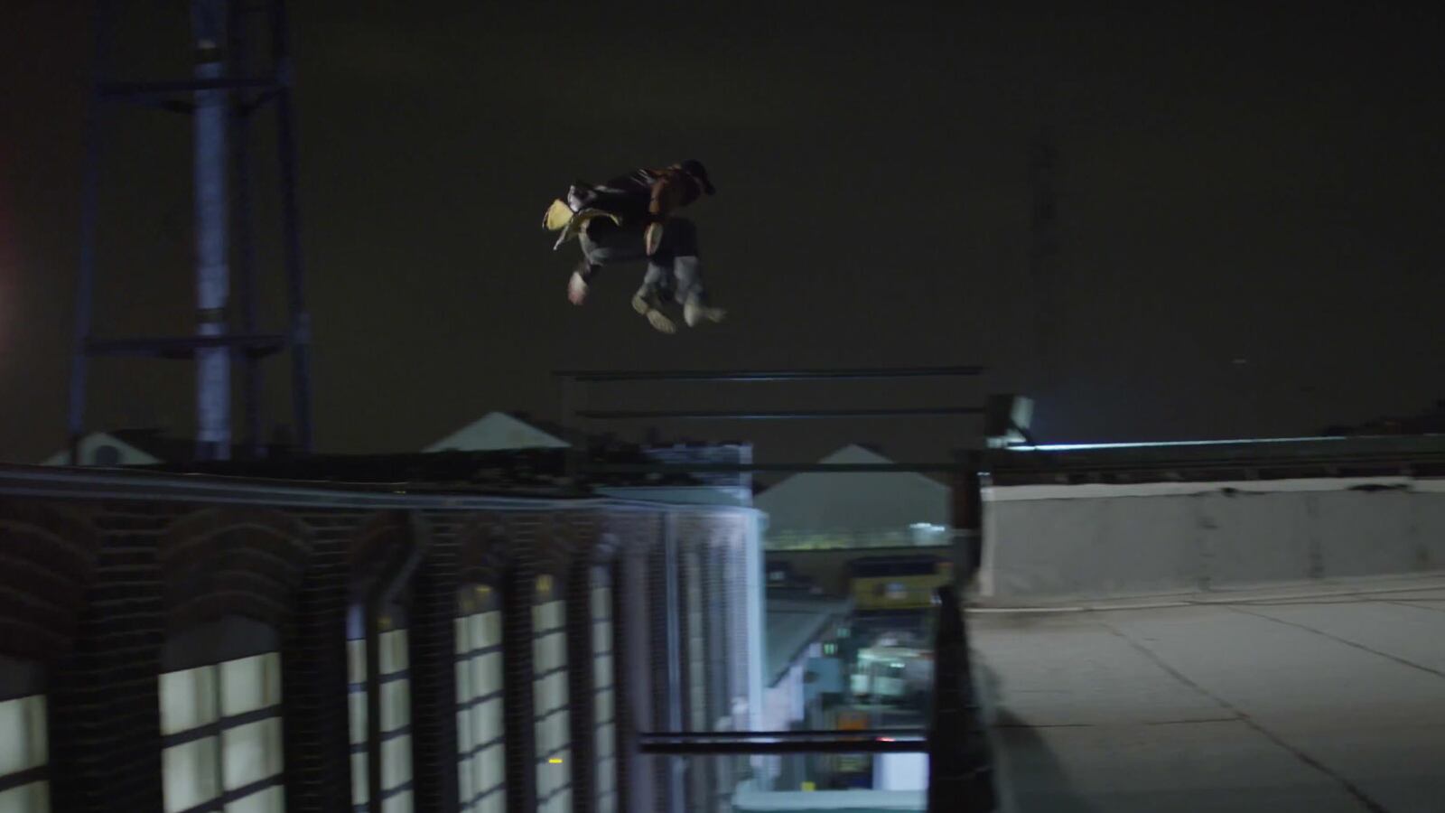 articles/2014/05/22/viral-video-of-the-day-parkour-brings-video-game-to-life/140522-viralvid-parkour-tease_gmj4zn