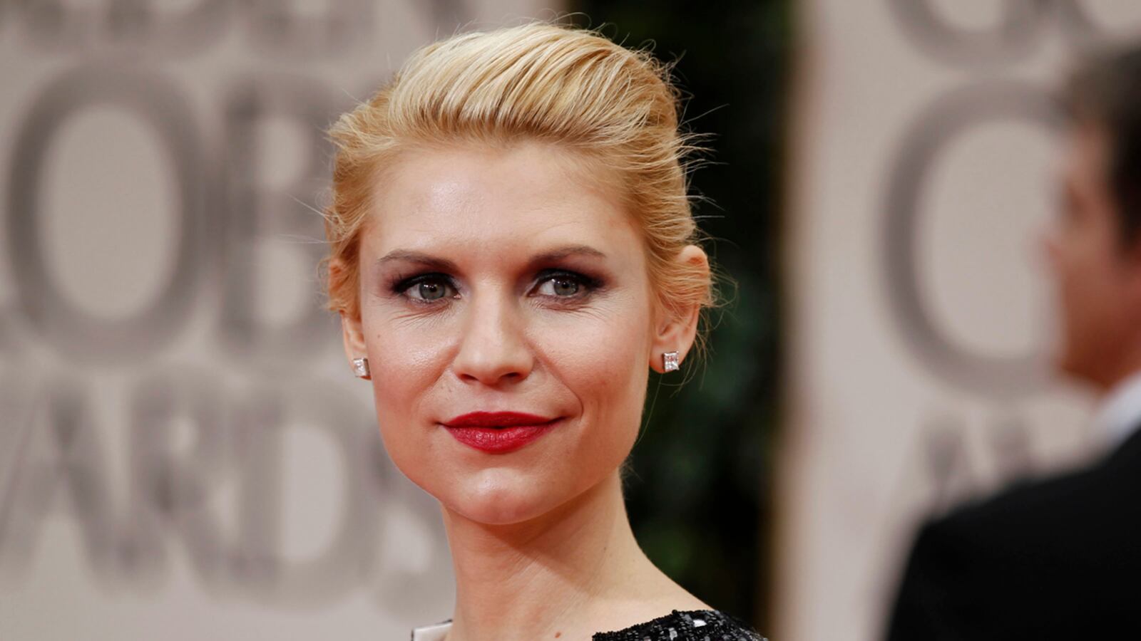 cheats/2012/01/15/homeland-takes-2-awards/claire-danes-wins-globe-cs_waw3k9
