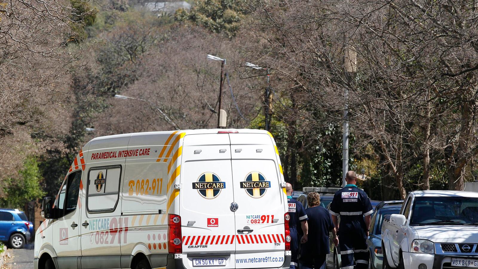 cheats/2013/09/01/mandela-leaves-hospital/130901-nelson-cheat_aziowa