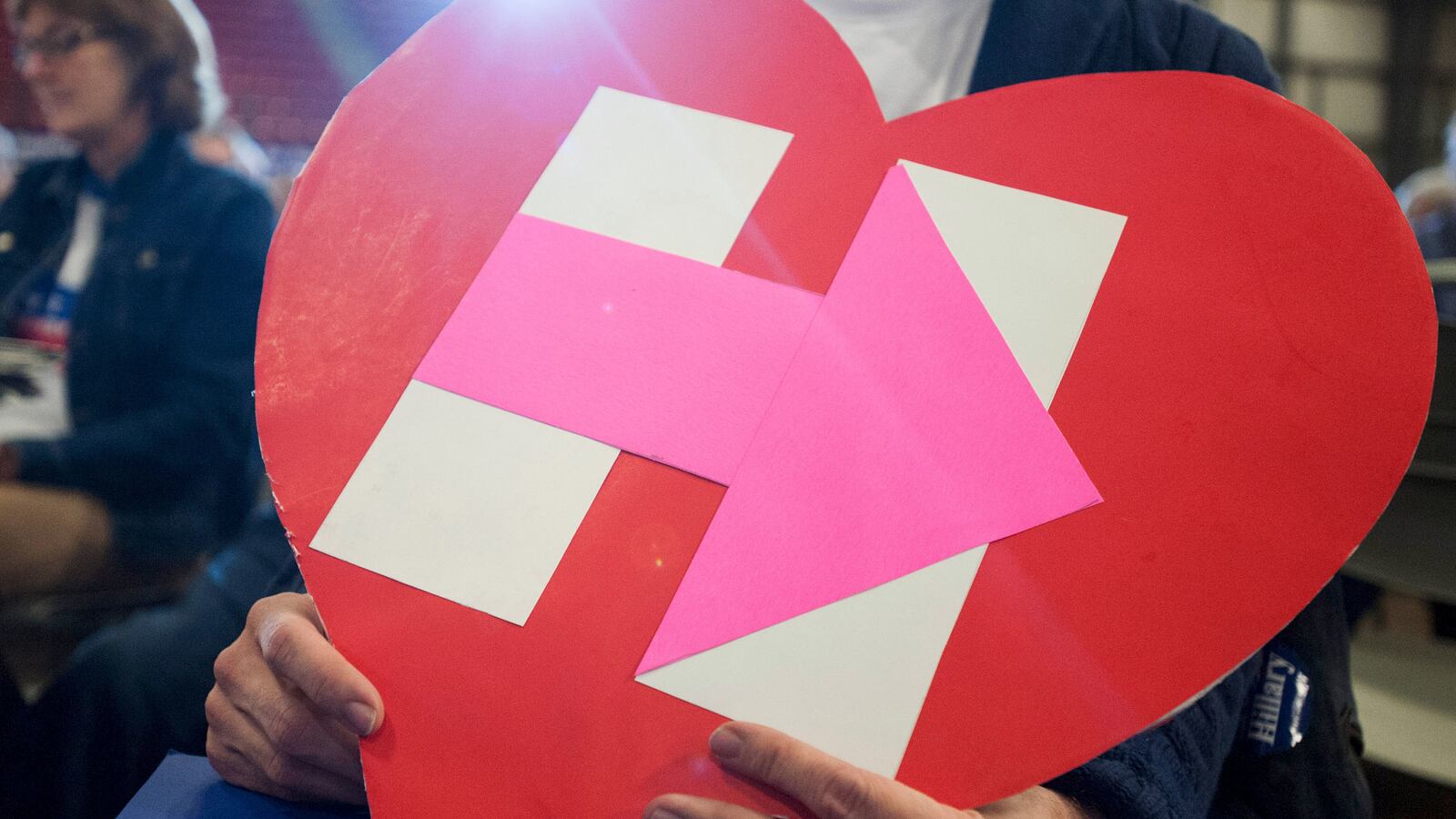 articles/2016/02/07/hillary-is-confused-about-feminism-bernie-supporters-say/160208-kucinich-clinton-tease_ucekxp