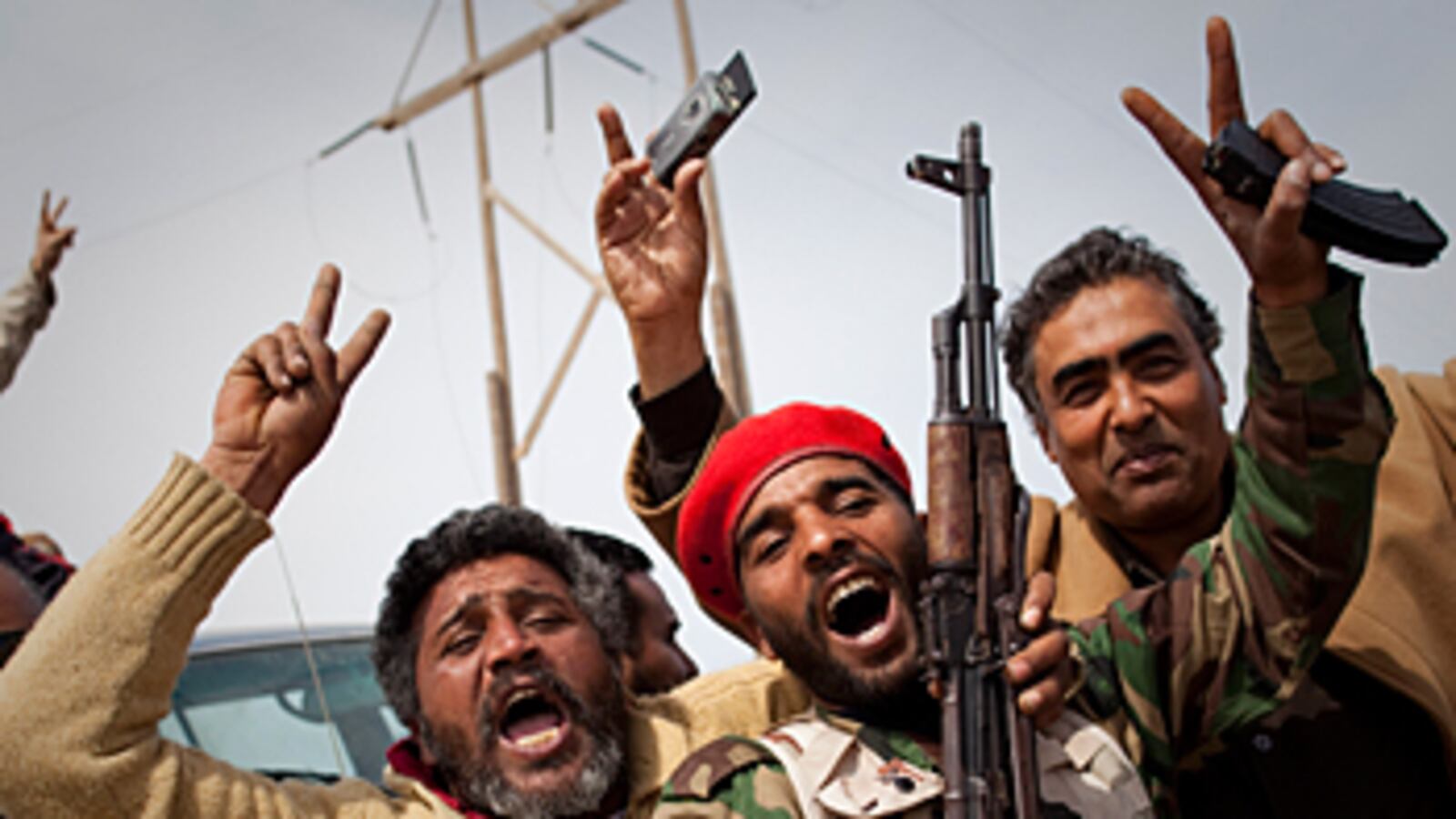cheats/2011/03/29/hillary-us-may-arm-libya-rebels/libya-rebels-1_ymskha