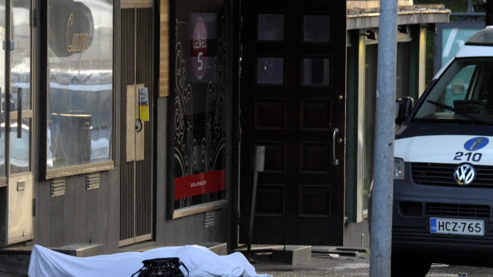 cheats/2012/05/26/shooting-in-finland-kills-two/finland-shooting-cheat_r1wiex