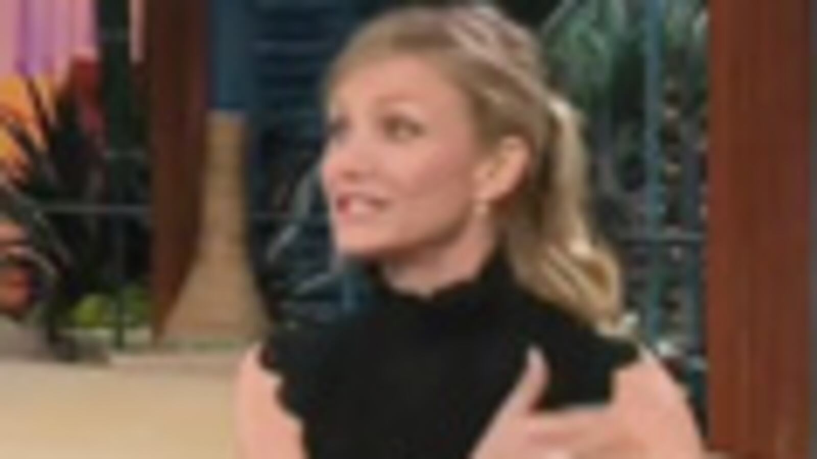 videos/2009/05/19/cameron-diaz-pretty-disgusting/leno-diaz-green_27526_x9pqkg