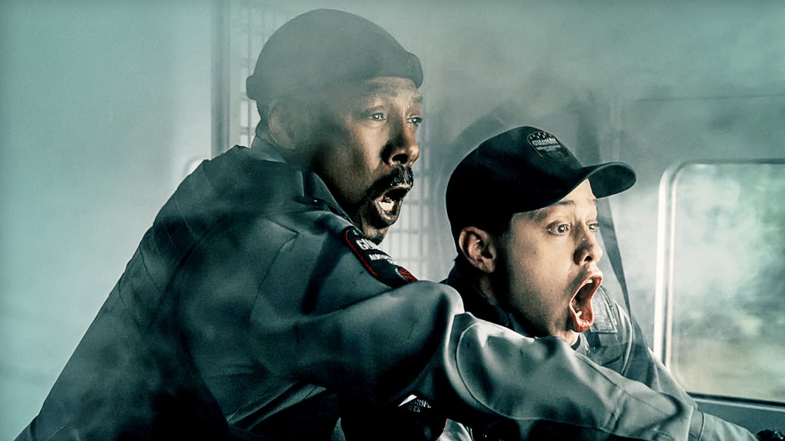 Eddie Murphy and Pete Davidson in 'The Pickup'