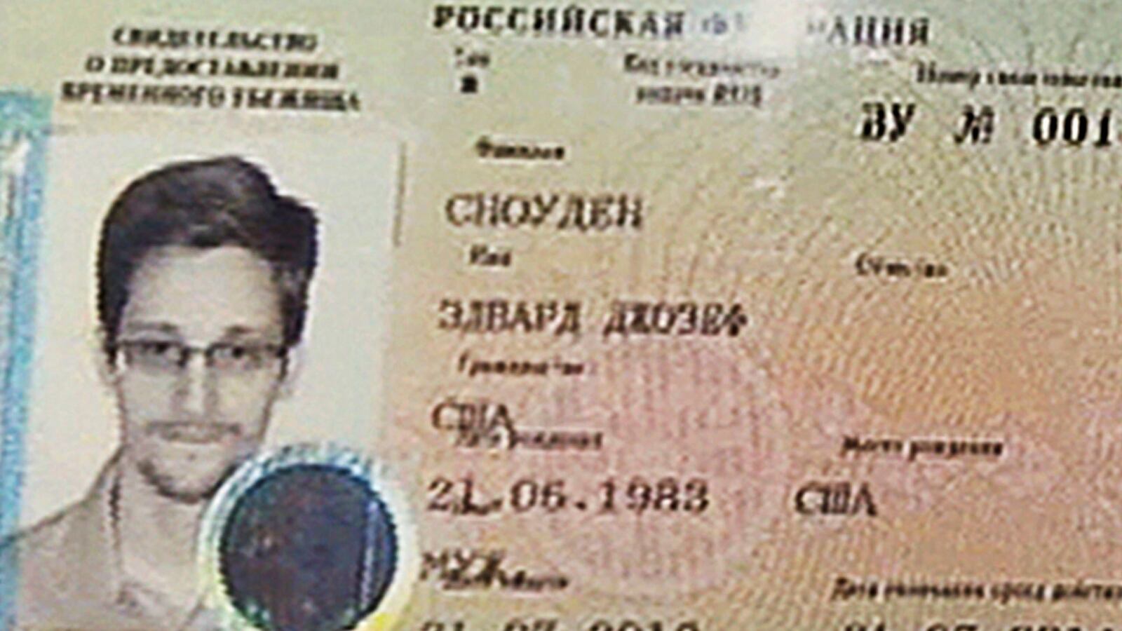 cheats/2013/08/02/u-s-condemns-snowden-asylum/130802-snowden-asylum-cheat_mw2zx8