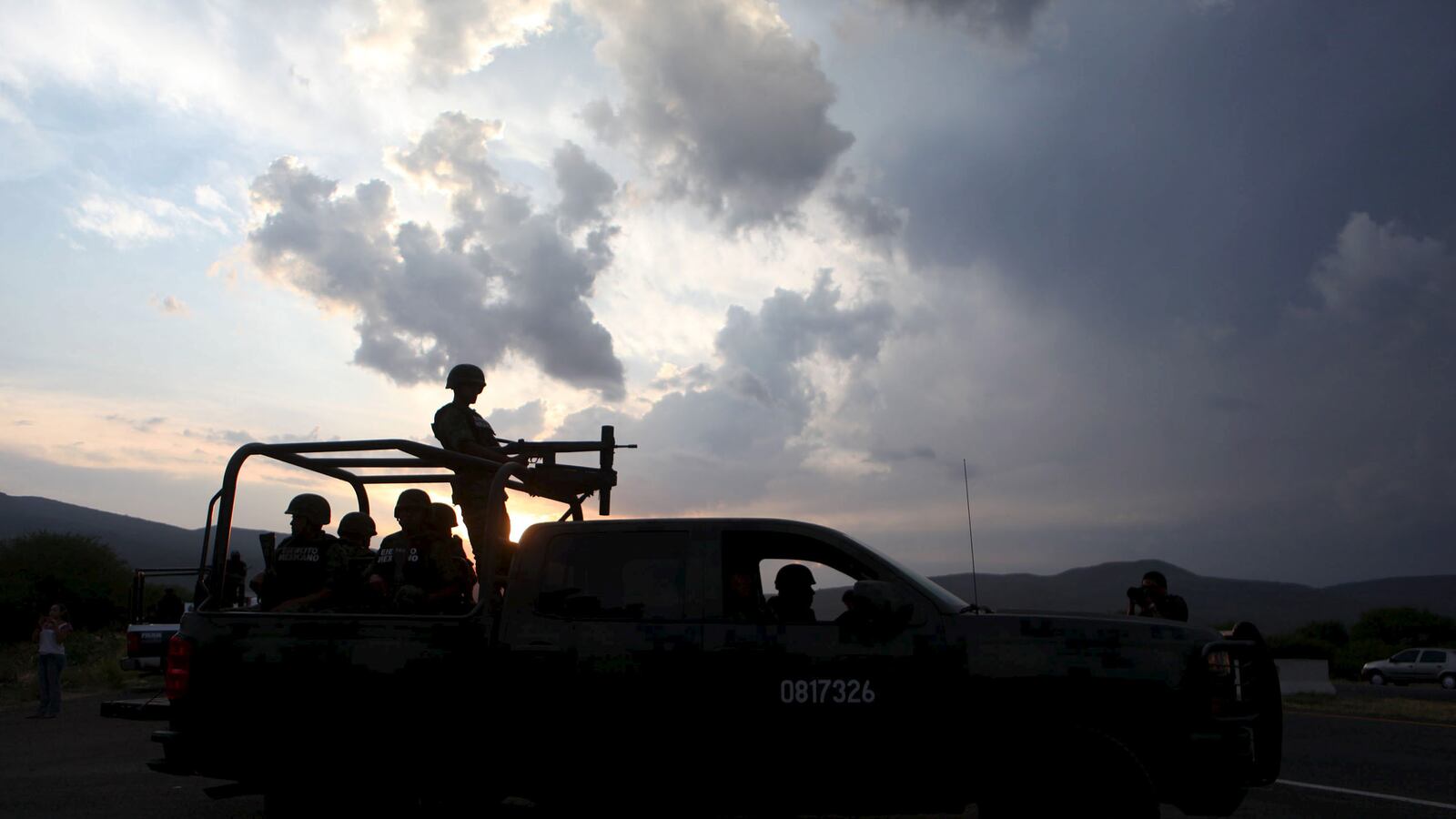 cheats/2015/05/23/42-cartel-members-killed-in-mexico/150523-mexico-shooting-cheat_rgo9fw