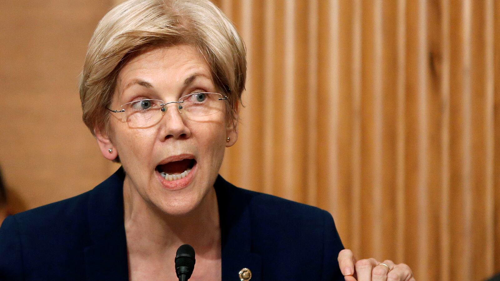 articles/2017/02/08/take-a-bow-elizabeth-warren/170208-ryan-warren-tease_p1eng3