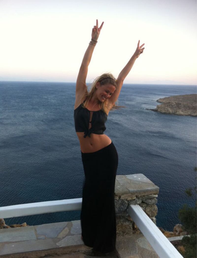 galleries/2011/08/28/best-celebrity-twitter-photos/rafaeli-twit0828_sgwhot