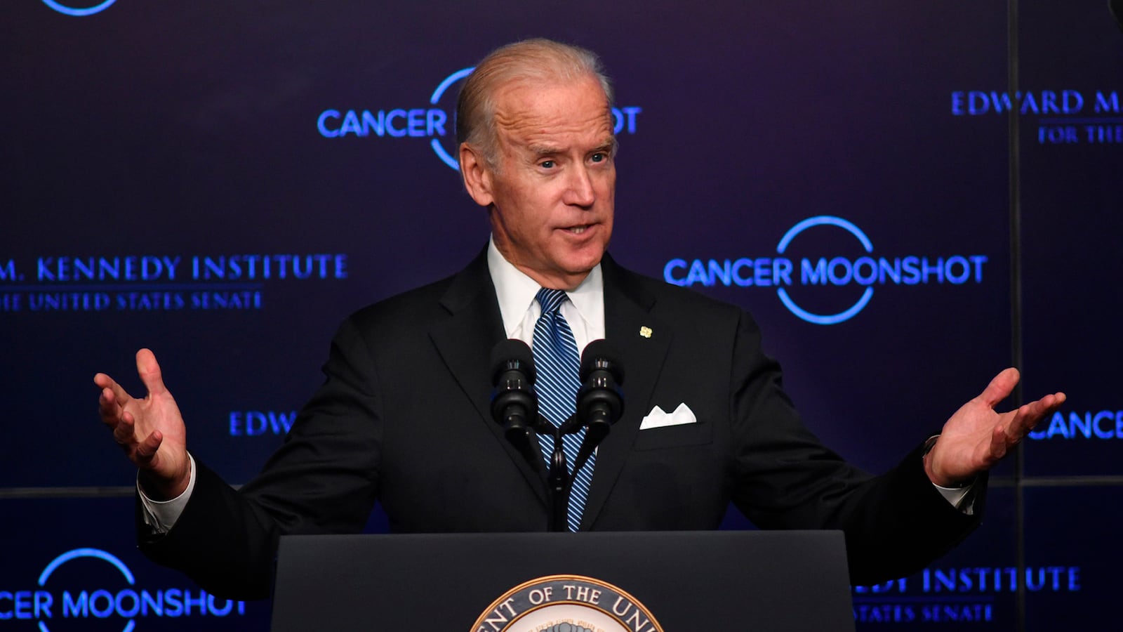 cheats/2016/10/28/biden-no-plans-to-work-for-clinton/161028-biden-clinton-cheat_u9rdgs