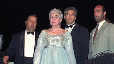 articles/2011/03/25/elizabeth-taylors-amazing-relief-efforts-for-chechen-orphans/goltz-taylor_169201_lwh2rm