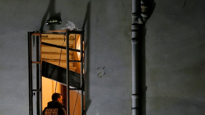 cheats/2015/11/20/third-body-found-in-paris-terror-hideout/151120-saint-denis-cheat_pwl0wn