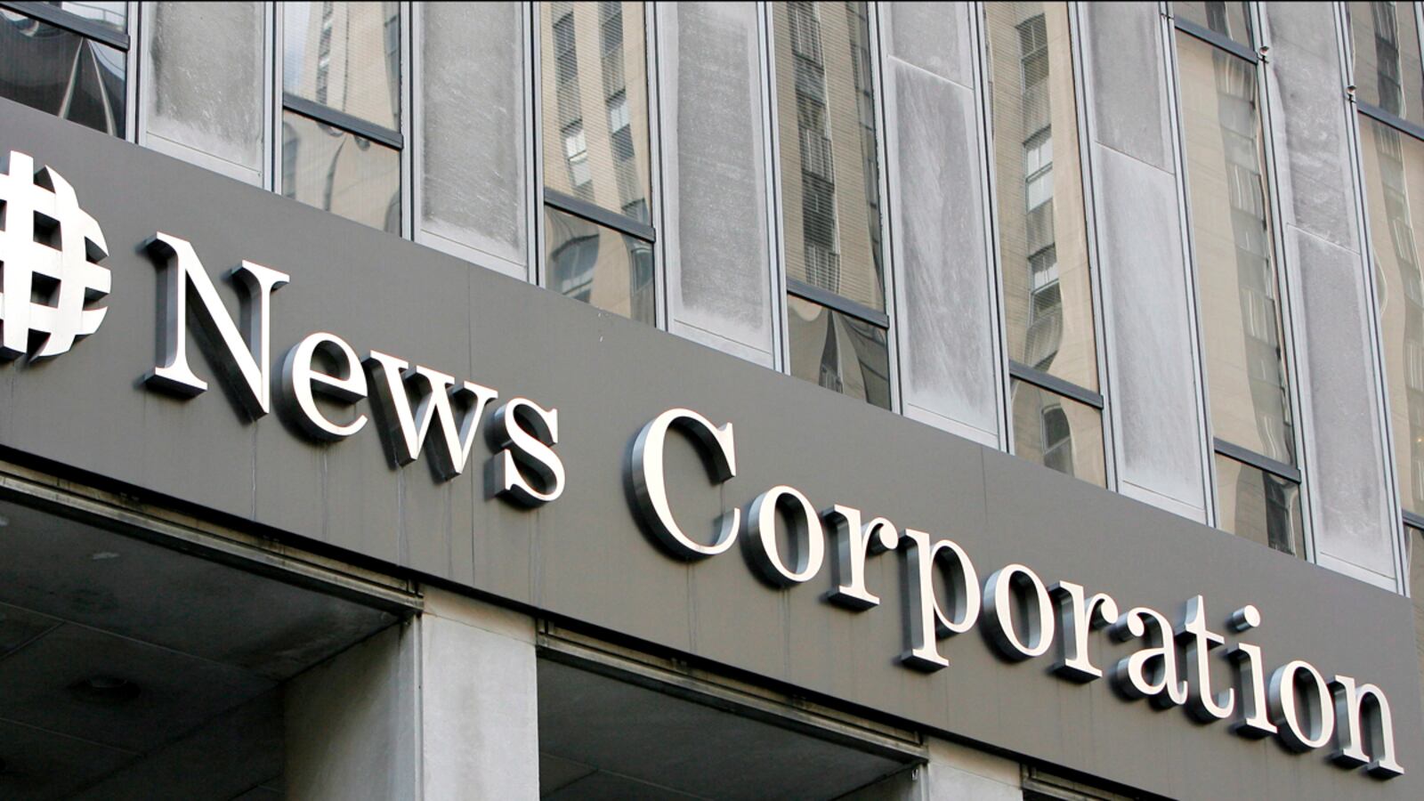 cheats/2011/09/14/news-corp-faces-two-new-lawsuits/newcorp-business_hqliix