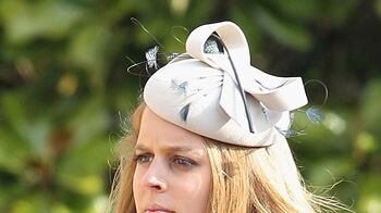 articles/2012/03/30/what-s-up-with-hat-beatrice-s-bizarre-headgear-redux-at-her-grandmother-s-memorial/beatrice-silly-hat-again_udnlrx