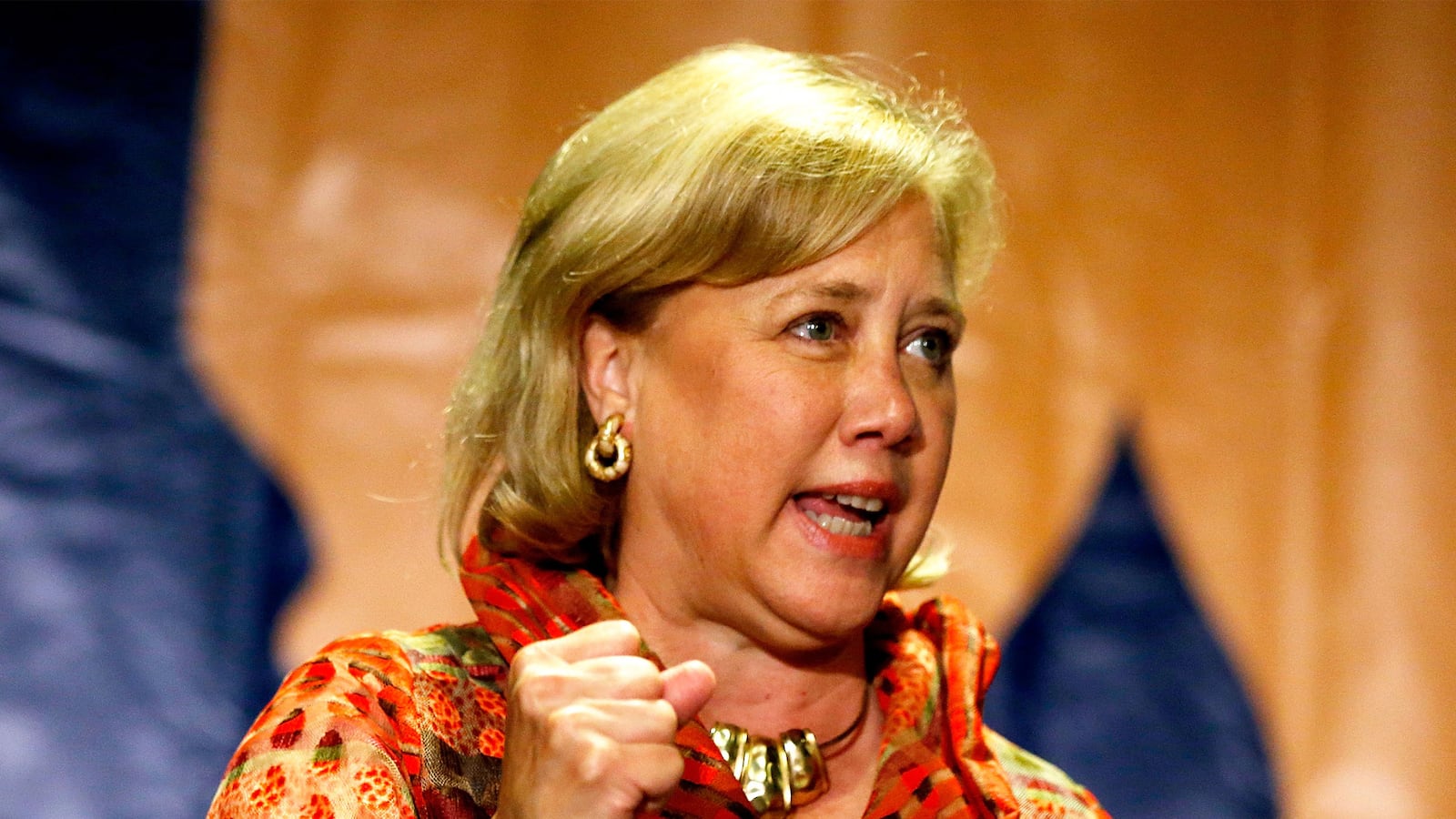 articles/2014/11/03/why-you-can-t-tell-the-truth-about-race/141102-tomasky-landreau-race-tease_tuyno9