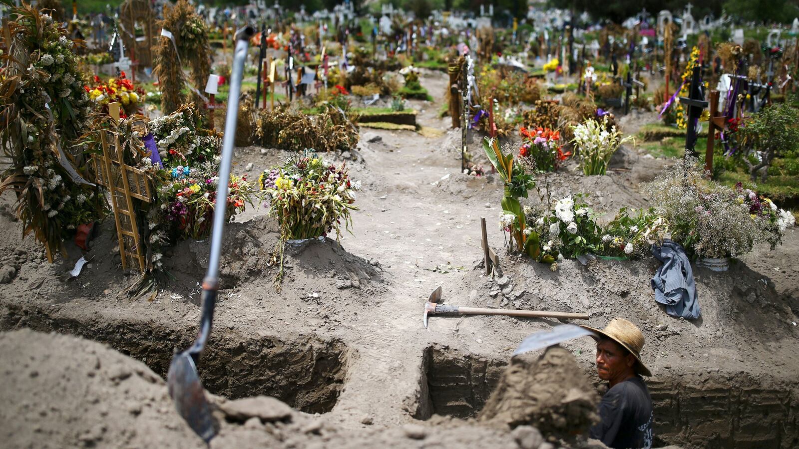 2020-08-01T004046Z_1151118399_RC2O4I9VXHN4_RTRMADP_3_HEALTH-CORONAVIRUS-LATAM_pav1nd