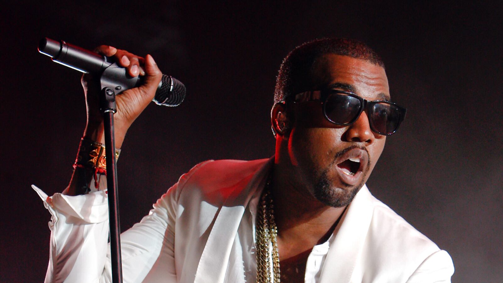 cheats/2012/03/06/kanye-releases-second-fashion-collection/kanye-west-cheat_diejgd