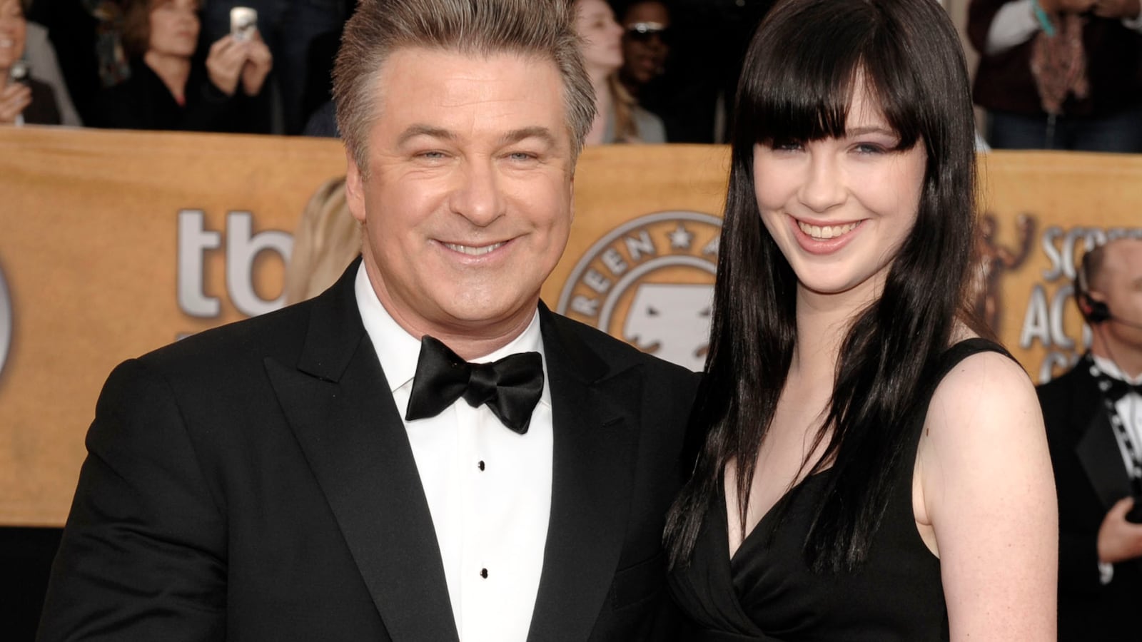 articles/2013/03/11/meet-alec-baldwin-and-kim-basinger-s-model-daughter-ireland-baldwin/130311-Ireland-Baldwin-tease_kerimy