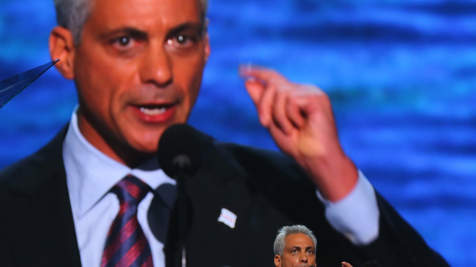 articles/2012/09/05/chicago-s-woes-could-hurt-obama-s-chances-for-re-election/warren-rahm-emanuel-chicago-tease_qovcan