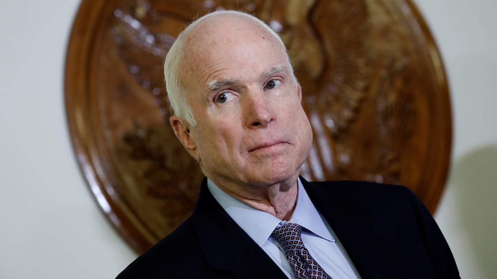 171130-tomasky-senate-tax-cut-tease_yn5tmz