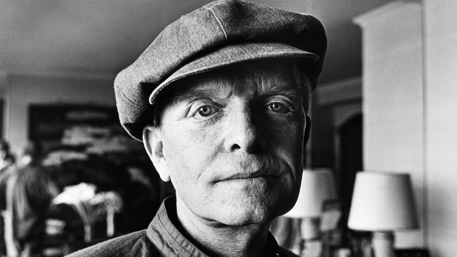 211014-Leamer-Capote-ashes-tease_chbxkg