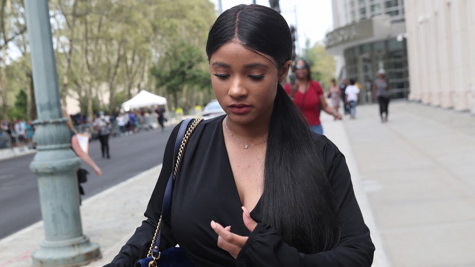 2019-08-02T154535Z_1737413958_RC187F0F8620_RTRMADP_3_PEOPLE-RKELLY_zpve4d