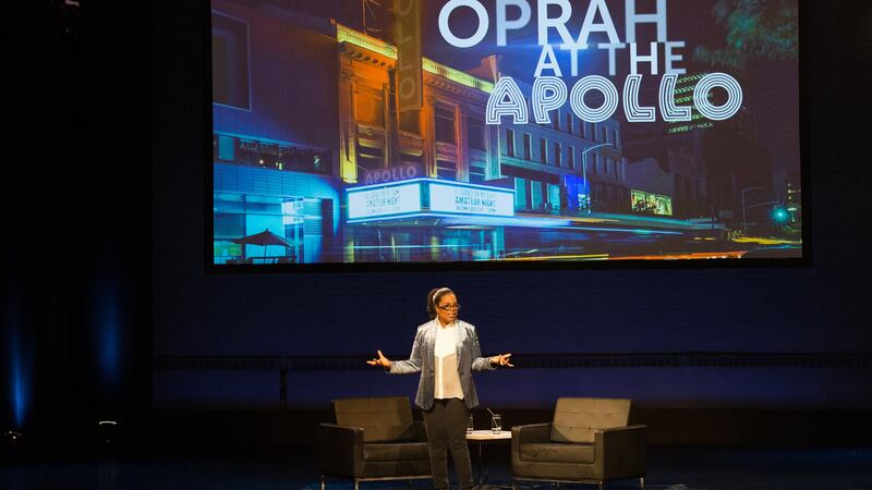 180208-fallon-oprah-embed1_z7pt0v