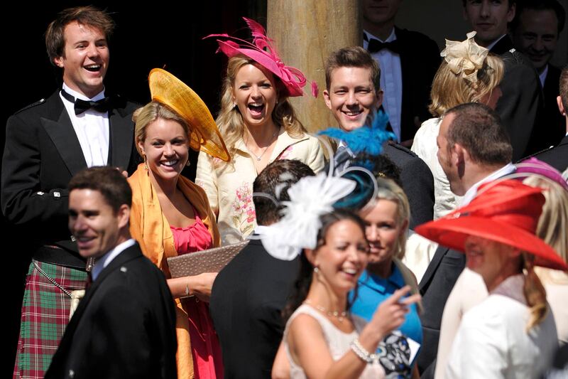 galleries/2011/07/30/zara-phillips-mike-tindall-wed-photos/guests-phillips-wedding_vma8pj
