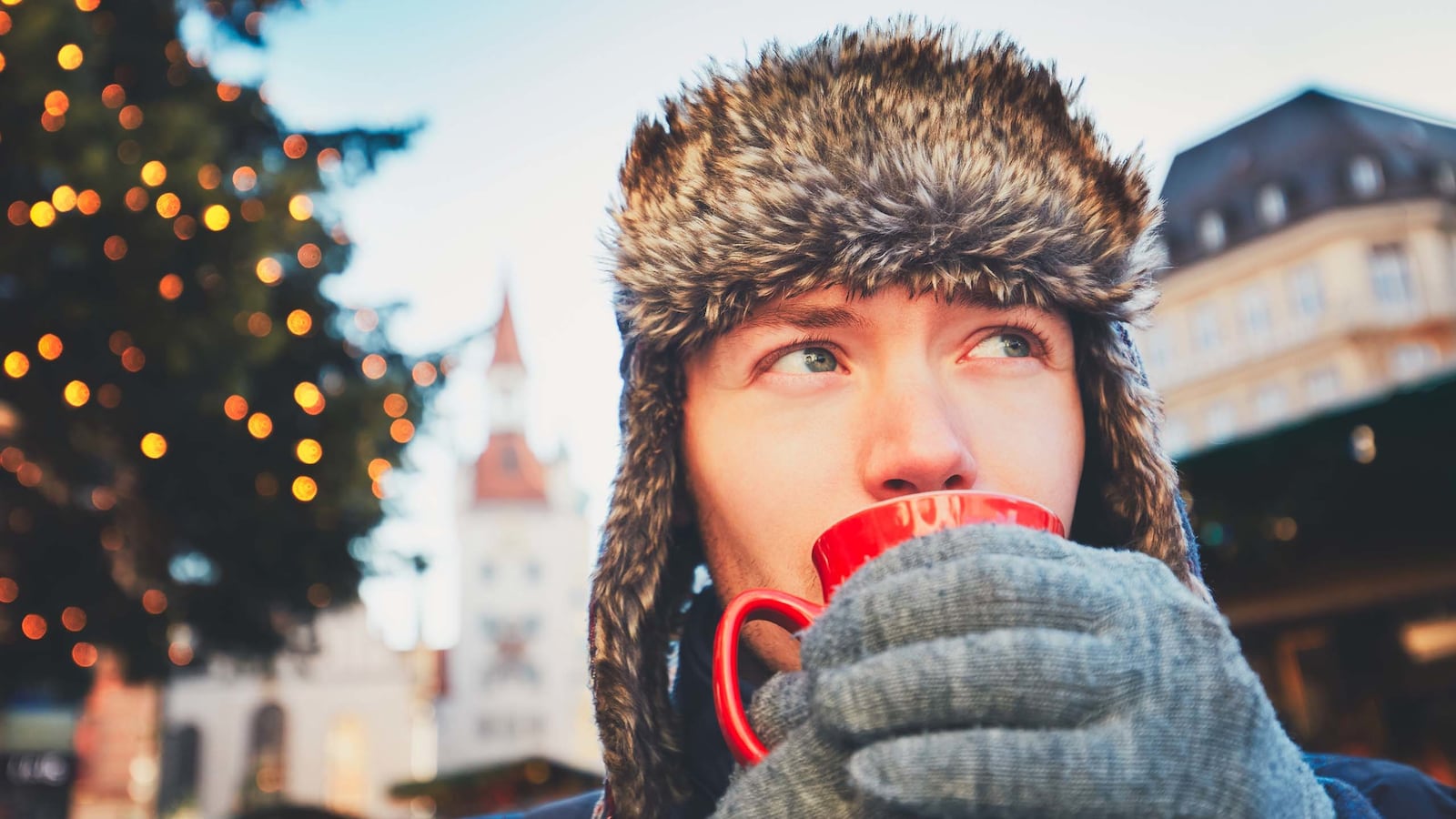 171222-Wondrich-christmas-tease_x9rtll