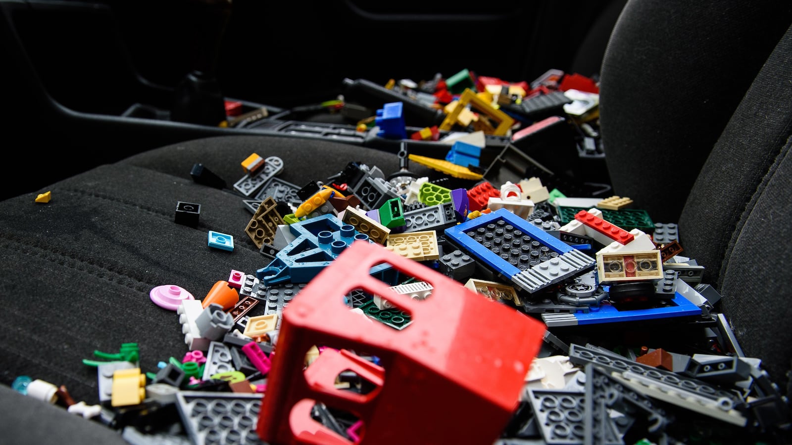 articles/2015/11/10/chinese-artist-ai-weiwei-defies-lego-with-instagram-portraits/151110-wilstein-ai-weiwei-tease_d2zx4z