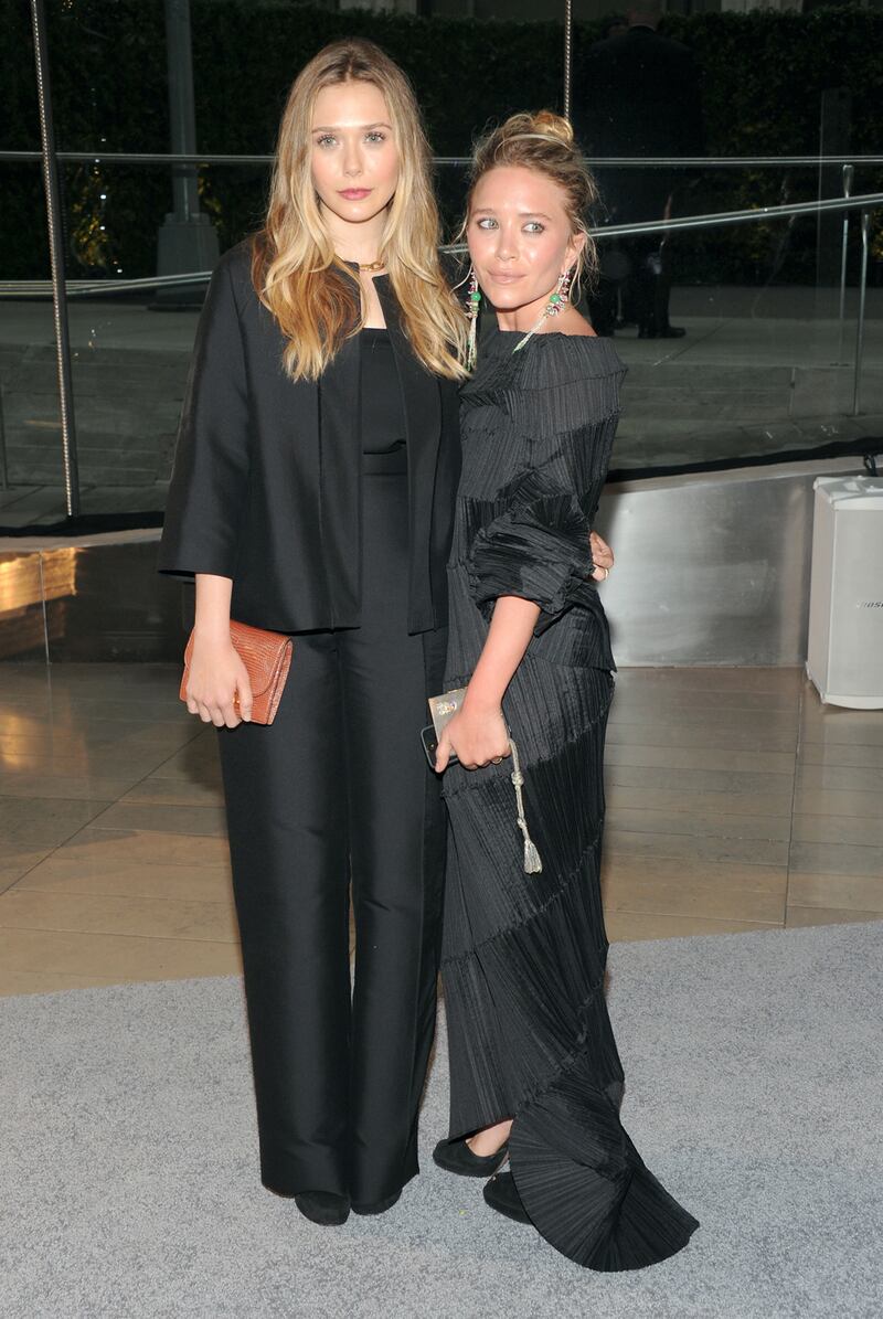galleries/2013/06/04/cfda-awards-2013-red-carpet-gallery-photos/130603-cfda-olsens_xxiunn