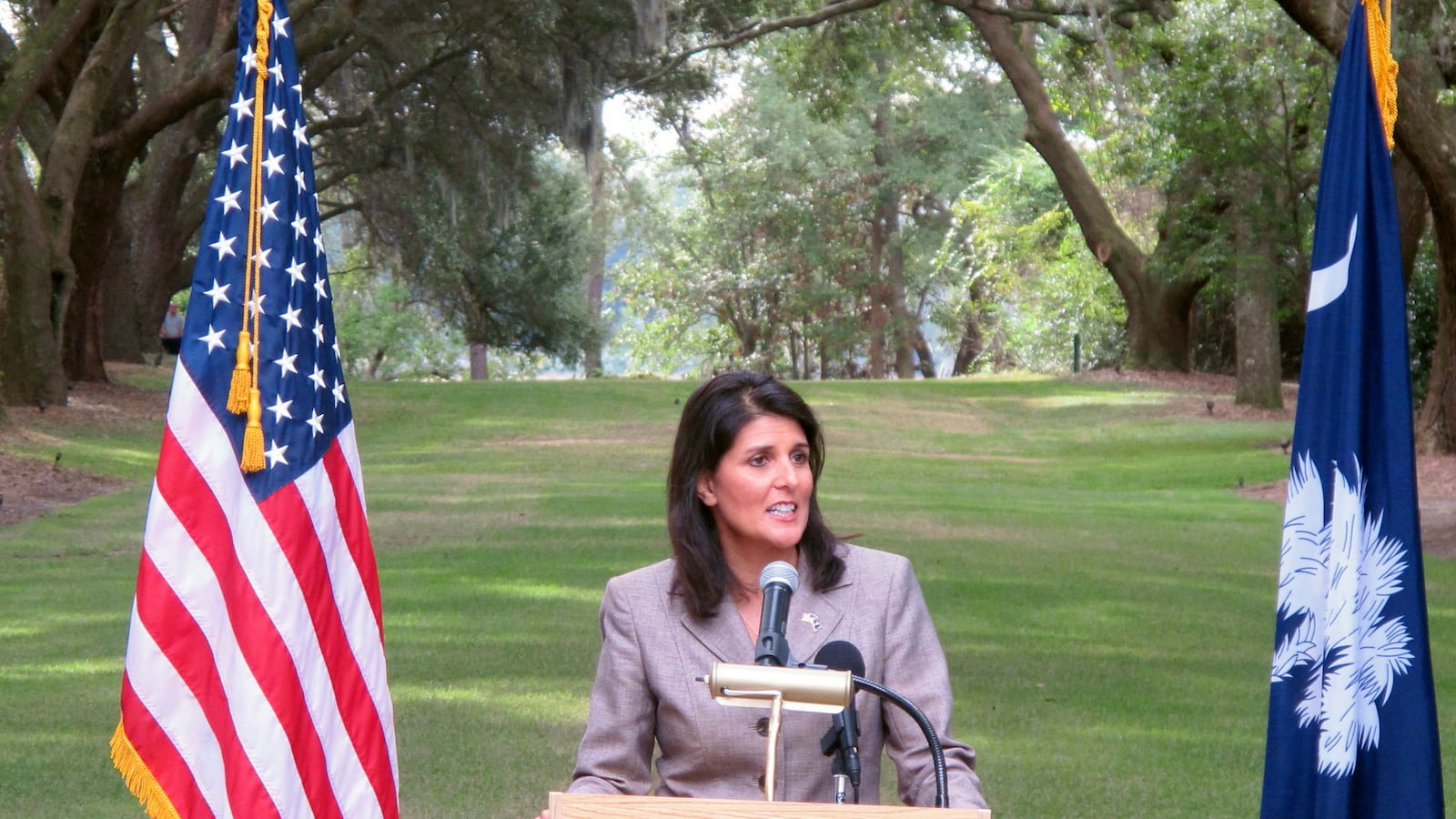 articles/2013/06/07/southern-conservatives-revive-calhounism-tyranny-of-the-minority/130605-obama-southcarolina-tease_njf4mo