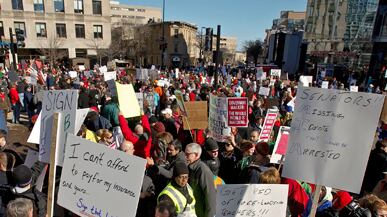 articles/2011/02/20/wisconsin-union-fight-is-really-a-15-state-gop-power-grab/stern-wisconsin_161376_wuxzky