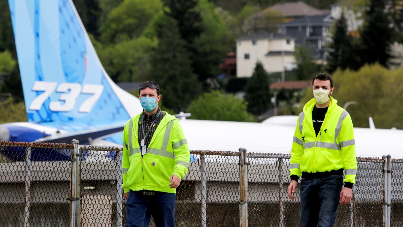 2020-06-10T165808Z_1839910450_RC2G6H9J6HWY_RTRMADP_3_BOEING-737MAX_oj2ws4