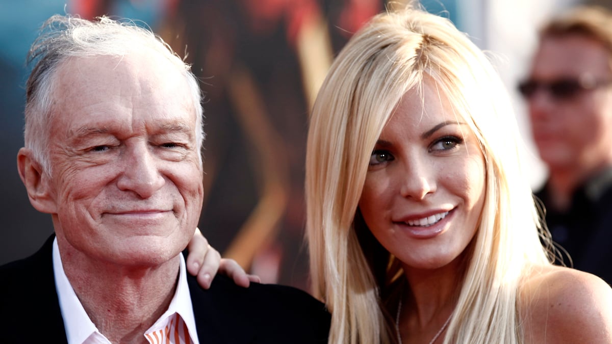 cheats/2011/07/27/hefner-s-runaway-bride-spills/crystal-harris-cheat_e6s4wf